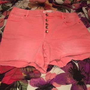 Coral button up frayed denim shorts